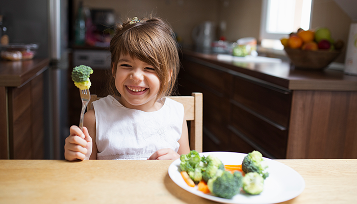 La vitamina k en bebés, niños y adolescentes